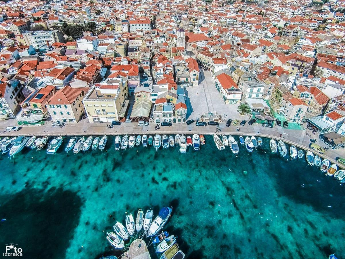 Apartmani Gabriella Vodice Esterno foto