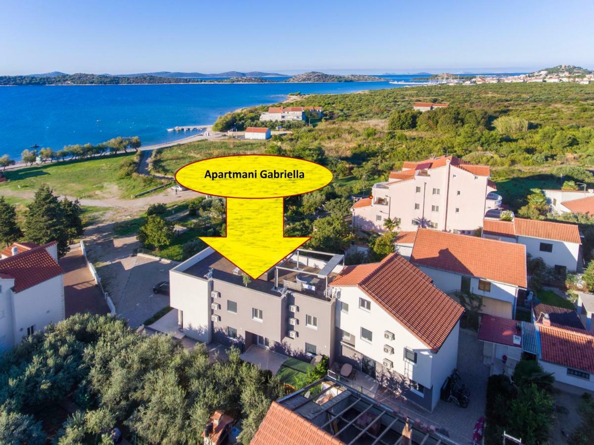 Apartmani Gabriella Vodice Esterno foto
